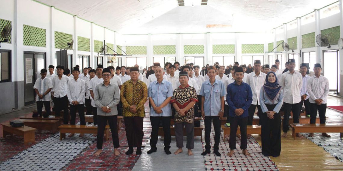 DPD LDII Kabupaten Karawang meluncurkan Program Edukasi HIV-AIDS Bagi Gen-Z bersama Kemenag dan KPA setempat, Senin (21/10). Foto: LINES
