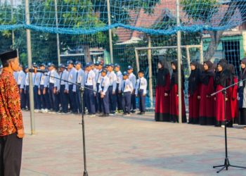 Ponpes Al Barokah Sruni Gelar Upacara Hari Santri, Tekankan Wawasan Kebangsaan dan Pengabdian Santri