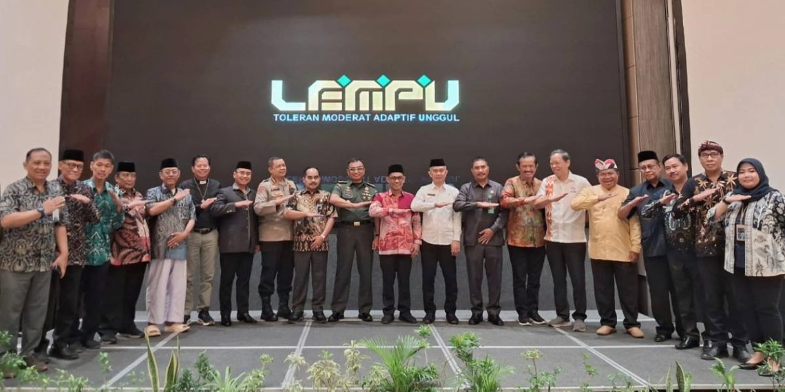 Ketua DPW LDII Sulawesi Selatan, Asdar Mattiro, menghadiri peluncuran Pedoman Penguatan Moderasi Beragama yang diselenggarakan oleh Kanwil Kemenag. Foto: LINES.