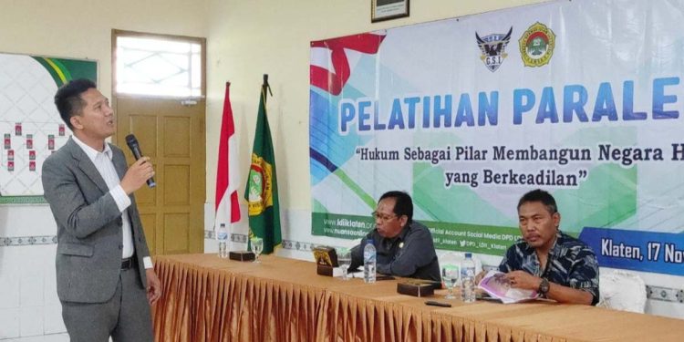 DPD LDII Klaten mengadakan pelatihan paralegal bagi puluhan kader muda LDII se-Kabupaten Klaten, pada Minggu, (17/11). Foto: LINES.
