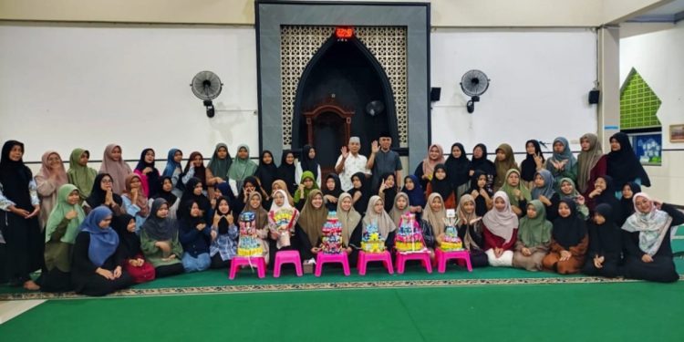 LDII Kabupaten Karanganyar menginisiasi program “Pengajian Semalam Suntuk” sebagai upaya membendung dampak negatif terhadap generasi muda. Foto: LINES