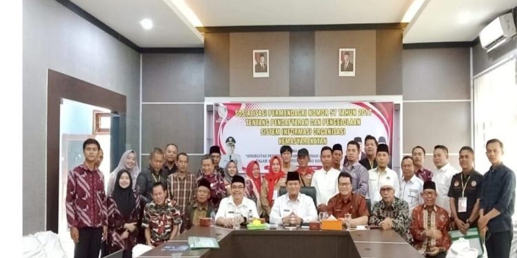 DPD LDII Banyuasin menghadiri undangan “Sosialisasi Permendagri No 57 Tahun 2017 tentang Pendaftaran dan Pengelolaan Sistem Informasi Organisasi Kemasyarakatan (Ormas)”. Foto: LINES.