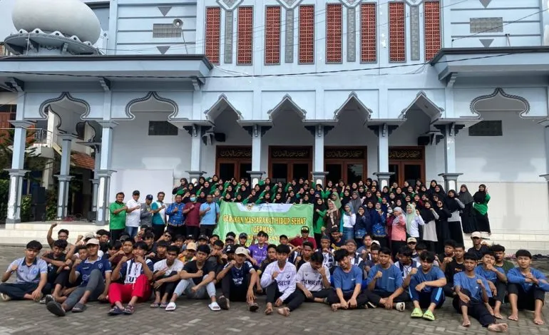 Dinas Kesehatan (Dinkes) Kota Kediri bersama DPD LDII Kota Kediri menyosialisasikan “Gerakan Masyarakat Hidup Sehat (Germas) dan Cek Kesehatan”. Foto: LINES