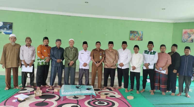 MUI Kerinci Kanan menggelar rapat kerja yang juga diikuti beberapa pengurus LDII. Foto: LINES.