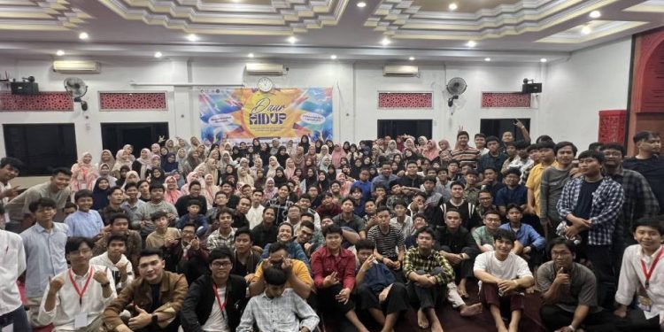 PC LDII Matraman menggelar pengajian akhir tahun bertema “Daur Hidup” pada Selasa (31/12). Kegiatan tersebut berlangsung di Masjid Shirothol Mustaqim, Matraman, Jakarta Timur. Foto: LINES.