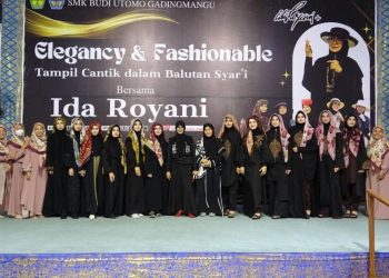 Ida Royani Gandeng Gen Z Gelar Fashion Show di SMK Budi Utomo