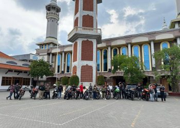 Peduli Pendidikan Agama, Penggemar Harley Davidson Jakarta Kunjungi Pondok Pesantren Gadingmangu