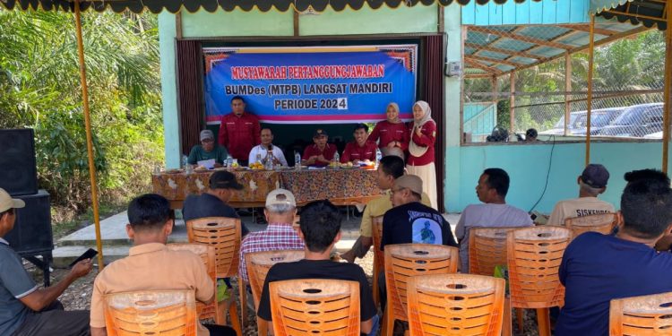 Warga LDII Kabupaten Kuantan Singingi, Bambang Irawan Abrorudin diberikan amanah sebagai Direktur Badan Usaha Milik Desa (Bumdes) Langsat Mandiri, Kuantan Singingi, Riau. Foto: LINES.