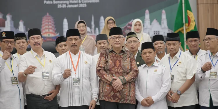 Ketua Umum DPP LDII, KH Chriswanto Santoso, menyerukan pentingnya memperkuat kebangsaan untuk membangun Indonesia yang lebih berkeadilan. Foto: LINES