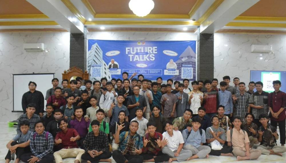 DPD LDII Kota Bekasi menggelar seminar bertajuk "Future Talks 2025" pada Minggu (2/2). Foto: LINES.