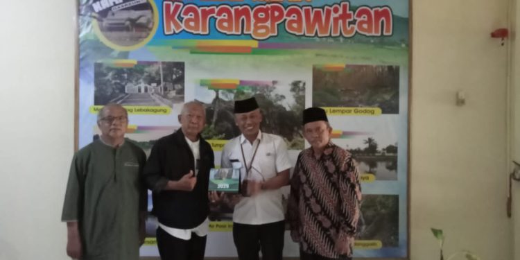 Sejumlah pengurus Pimpinan Cabang (PC) LDII Kecamatan Karangpawitan, Kabupaten Garut, Jawa Barat audiensi dengan unsur Forkopimcam. Foto: LINES.