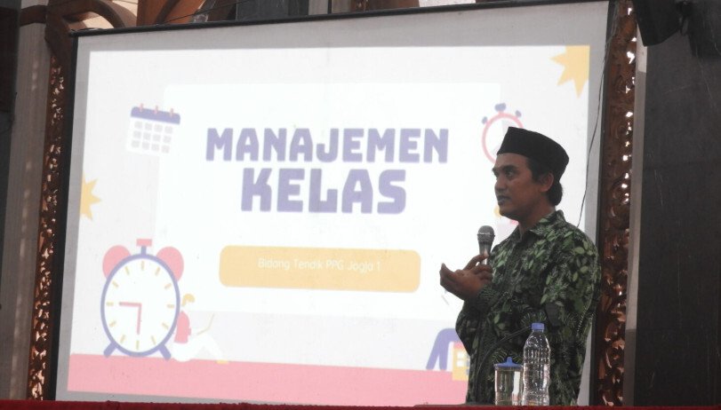 Penggerak Pembina Generus (PPG) Insan Mulia di bawah naungan DPD LDII Sleman menyelenggarakan pelatihan Manajemen Kelas di Masjid Mulya Abadi, Sendangadi, Sleman, pada Minggu, 8 Juni 2025. Foto: LINES