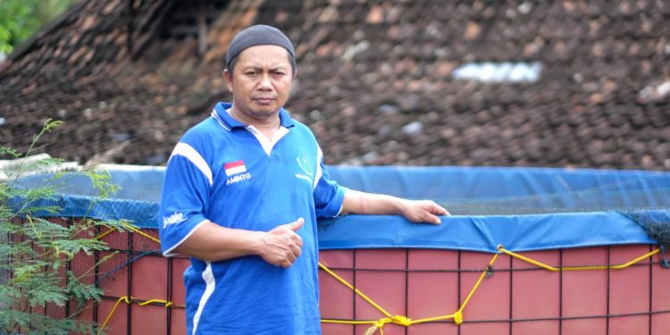 Ketua Pokdakan Mina Rukun Aminto yang juga Ketua PAC LDII Beriharjo. Foto: LINES.