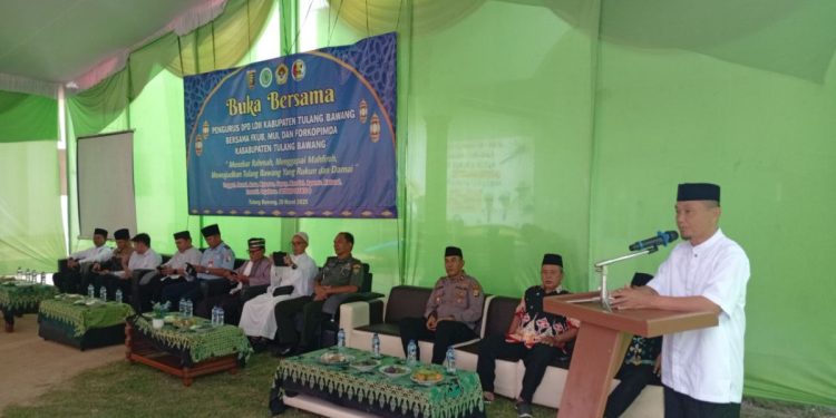 LDII Tulangbawang buka puasa bersama Forkopimda. Foto: LINES.