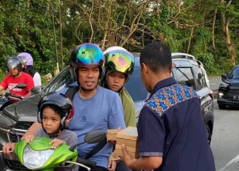 Semarak Ramadan, LDII Belimbing Bontang Bagikan Ratusan Takjil