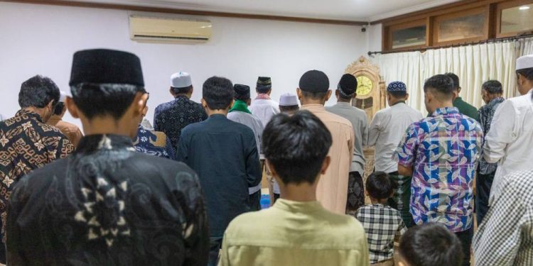 Majelis Ulama Indonesia (MUI) Kabupaten Gianyar menggelar safari Ramadan di Aula Luhur DPD LDII Gianyar. Foto: LINES.