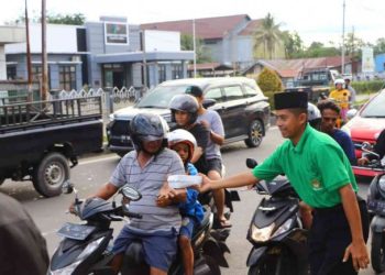 Raih Berkah Ramadan, LDII Mimika Bagikan Ratusan Takjil