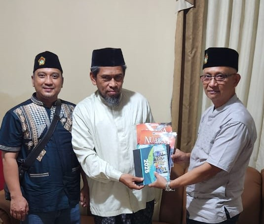 Pengurus DPW LDII Papua Selatan (Papsel) silaturrahim dengan Plt. Ketua Majelis Ulama Indonesia (MUI) Papua Selatan, Muhammad Jufri Thamrin. Foto: LINES.
