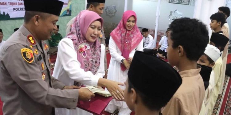 Pengurus DPD LDII Lampung Tengah menghadiri undangan “Nuzulul Quran”, yang diselenggarakan Polres Lampung Tengah. Foto: LINES.