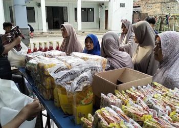 LDII Setu Gelar Bazar Sembako Murah untuk Warga