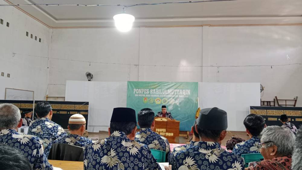 DPD LDII Kabupaten Magelang menggelar pengajian takmir masjid di Pondok Pesantren Sabilul Muttaqin, Sawangan, Magelang. Foto: LINES.