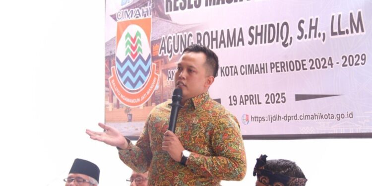 DPD LDII Kota Cimahi memfasilitasi kegiatan reses Anggota DPRD Kota Cimahi, Agung Rohama Shidiq, yang berlangsung di halaman sekretariat LDII. Foto: LINES.