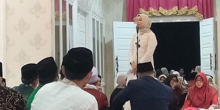 DPD LDII Dharmasraya menghadiri undangan buka puasa bersama yang diselenggarakan oleh Bupati Dharmasraya, Annisa Suci Ramadhani. Foto: LINES.