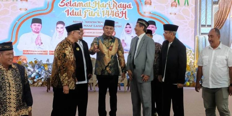 Gubernur Kalimantan Timur, Rudy Mas’ud (Harum), menggelar “Open House Hari Raya Idul Fitri 1446 H”. Foto: LINES.