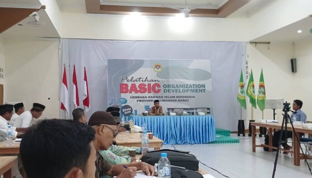 LDII Kalimantan Barat menghelat pelatihan Basic Organization Development (Basic-OD) di Aula Pesantren Al Muqorrobun Pontianak. Foto: LINES.