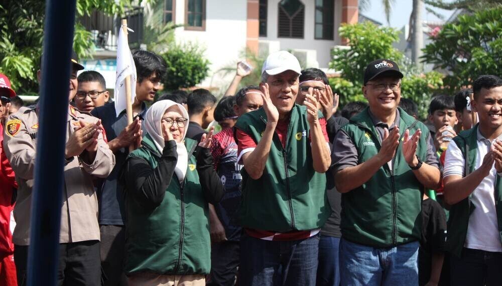 Pemerintah Kota Bekasi melalui Dinas Pemuda dan Olahraga (Dispora) secara resmi membuka Olimpiade Generus (OLIGEN) 2025. Foto: LINES.