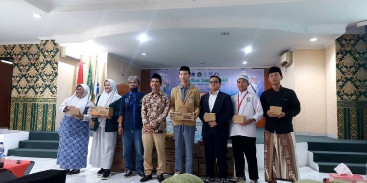Santri Berseri Kemenag Jakarta Timur yang diikuti santri Ponpes Minhaajurrosyidin. Foto: LINES.