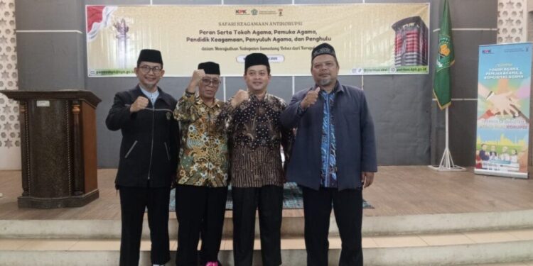 Komisi Pemberantasan Korupsi (KPK) menggelar kegiatan Safari Keagamaan Antikorupsi di Aula Kantor Kementerian Agama Kabupaten Sumedang. Foto: LINES.