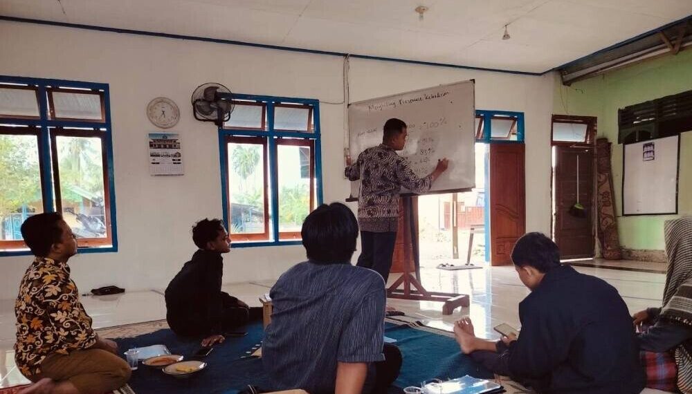 Penggerak Pembina Generus (PPG) naungan LDII Warpramasi mengikuti webinar yang diselenggarakan oleh DPP LDII. Foto: LINES.