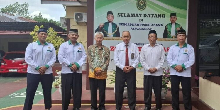 DPW LDII Papua Barat berkunjung ke Pengadilan Tinggi Agama (PTA) Papua Barat. Foto: LINES.