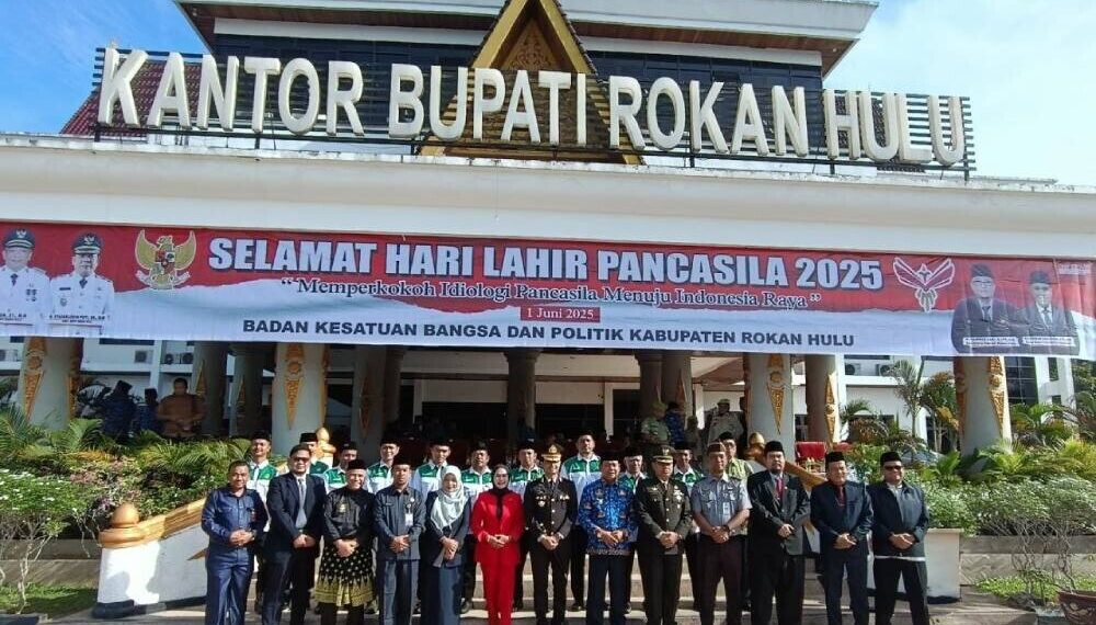 DPD LDII Kabupaten Rokan Hulu mengikuti upacara peringatan Hari Lahir Pancasila. Foto: LINES.