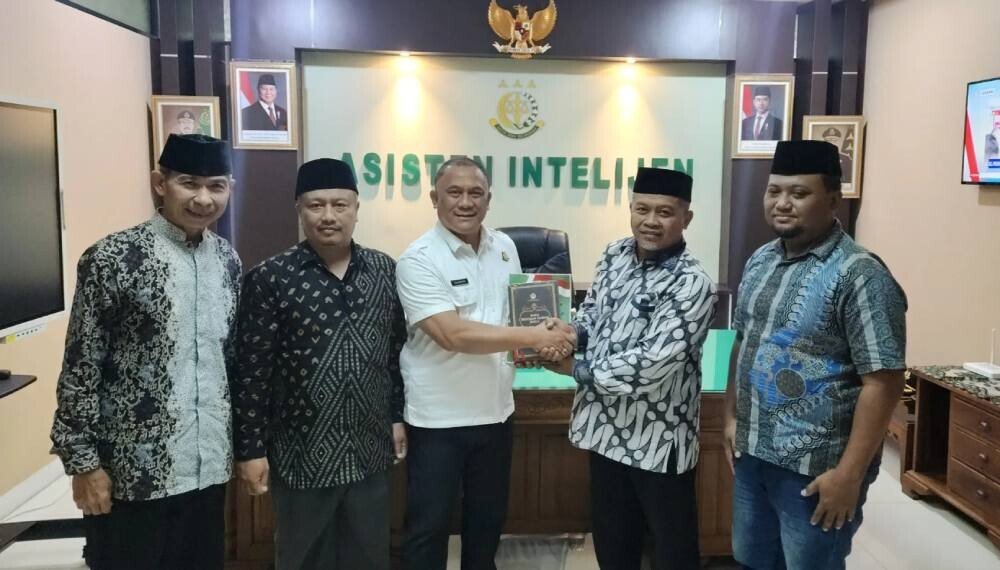 Jajaran DPW LDII Provinsi Kalimantan Barat audiensi ke Kantor Kejaksaan Tinggi (Kejati) Kalbar. Foto: LINES.