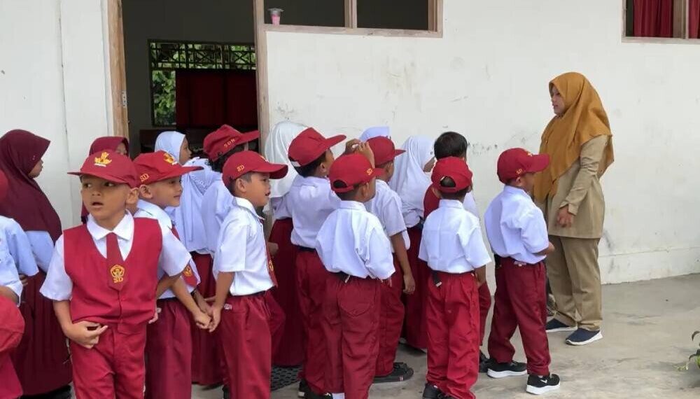 Yayasan Budi Utomo naungan DPD LDII Luwu, menggelar Masa Pengenalan Lingkungan Sekolah  tahun 2025 tingkat TK, SD dan SMP. Foto: LINES.