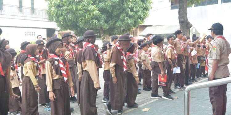 Satuan Komunitas Sekawan Persada Nusantara (Sako SPN) Kota Bekasi kembali menggelar kegiatan “Ekspedisi Pembentukan Karakter” 2025. Foto: LINES.