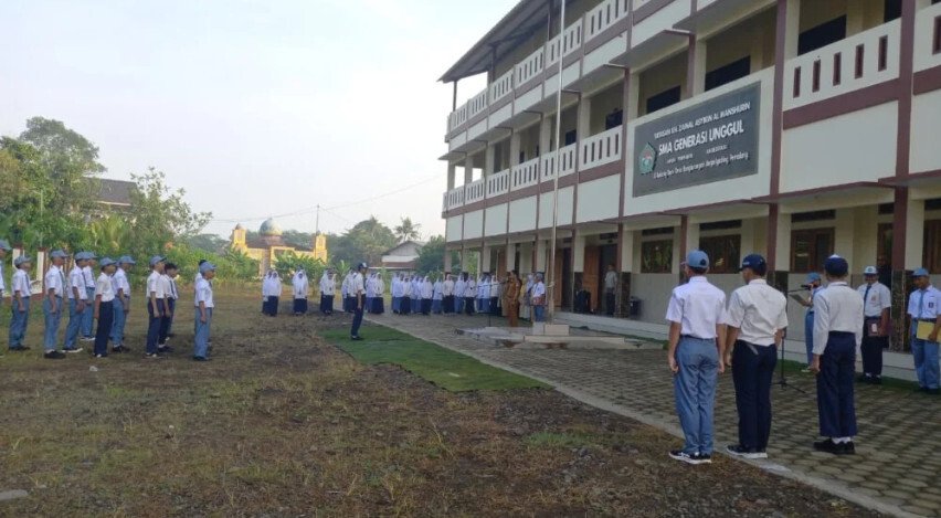SMA Generasi Unggul naungan Yayasan KH Zainal Asyikin Banglarangan, Ampelgading, Pemalang, Jawa Tengah menggelar Masa Pengenalan Lingkungan Sekolah (MPLS) bagi siswa baru tahun ajaran 2025/2026. Foto: LINES
