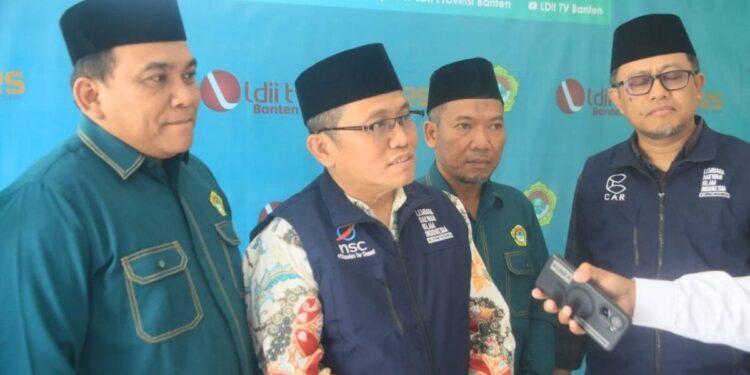 DPW LDII Provinsi Banten memperkuat konsolidasi organisasi dengan menghadirkan jajaran DPP LDII, sekaligus menggelar aksi penanaman pohon. Foto: LINES