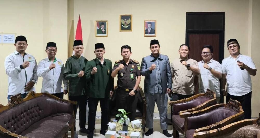 Kejaksaan Tinggi (Kejati) Jambi mengunjungi kantor DPW LDII Jambi. Foto: LINES.