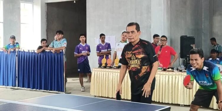 DPD LDII Kota Serang menggelar turnamen tenis meja yang berlangsung di Gedung Serba Guna (GSG) Manshurin Ciloang. Foto: LINES.