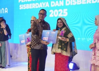 Warga LDII Raih Penghargaan UMKM SisBerdaya 2025, Angkat Kain Tradisional di Dunia Fashion