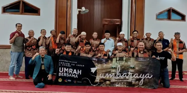 Koperasi Usaha Bersama Gabungan Baraya Suci (UBGBS), yang dibina Forum Komunikasi Usaha Bersama (Forkom UB) Jawa Barat, kembali memfasilitasi ibadah umroh bersama bagi warga LDII se-Jawa Barat. Foto: LINES