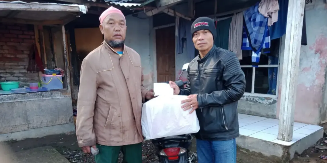 Musibah kebakaran menimpa rumah Ketua RW 08, Jajang Sutia, di Kampung Los Kulalet RT 02/08, Desa Margamekar, Pangalengan, Kabupaten Bandung, Jawa Barat pada Senin (25/8). Foto: LINES
