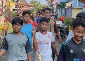Warga Tanah Sareal Bogor Bersama Santri LDII Rayakan Kemerdekaan dengan Kerja Bakti