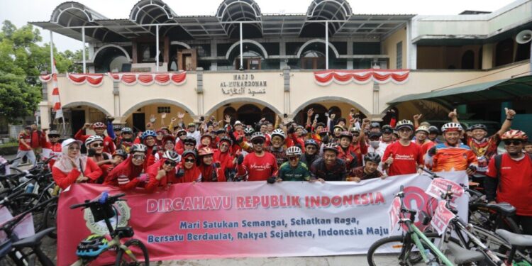 LDII Cimahi menggelar Gowes Kemerdekaan meramaikan HUT RI ke 80. Foto: LINES.