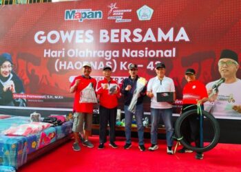 Ponpes Wali Barokah Helat Gowes Bersama Puluhan Komunitas Sepeda