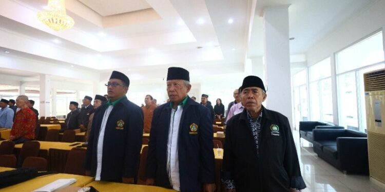 Dewan Pimpinan Daerah LDII Kabupaten Bandung Barat menghadiri Sosialisasi Pemberdayaan Organisasi Kemasyarakatan. Foto: LINES.