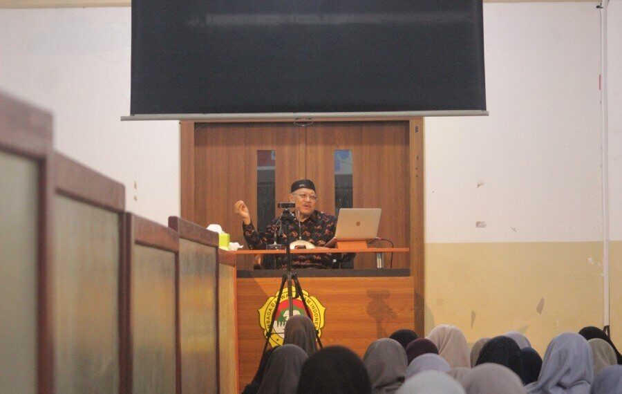 LDII Kota Makassar menggelar pengajian generasi penerus. Foto: LINES.